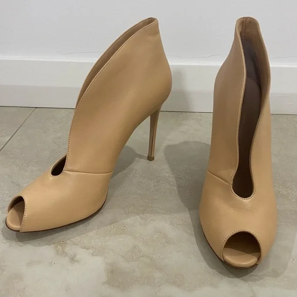 GIANVITO ROSSI Vamp Boots. Peep toe, stiletto heel, genuine leather, new. EU41.5 - Picture 1 of 9